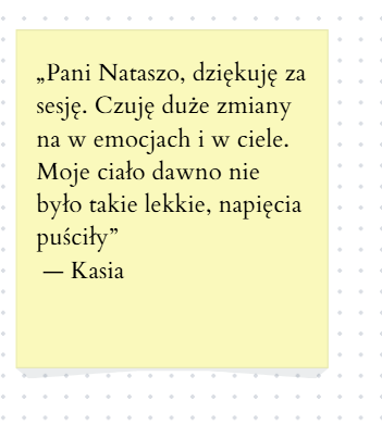 żółta karteczka postit z opinią
